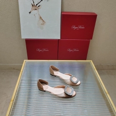 Roger Vivier Sandals